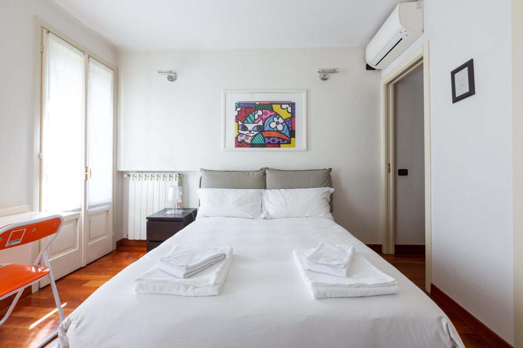 Cosy Two Bedroom Apartment Close To Navigli Milan Luaran gambar