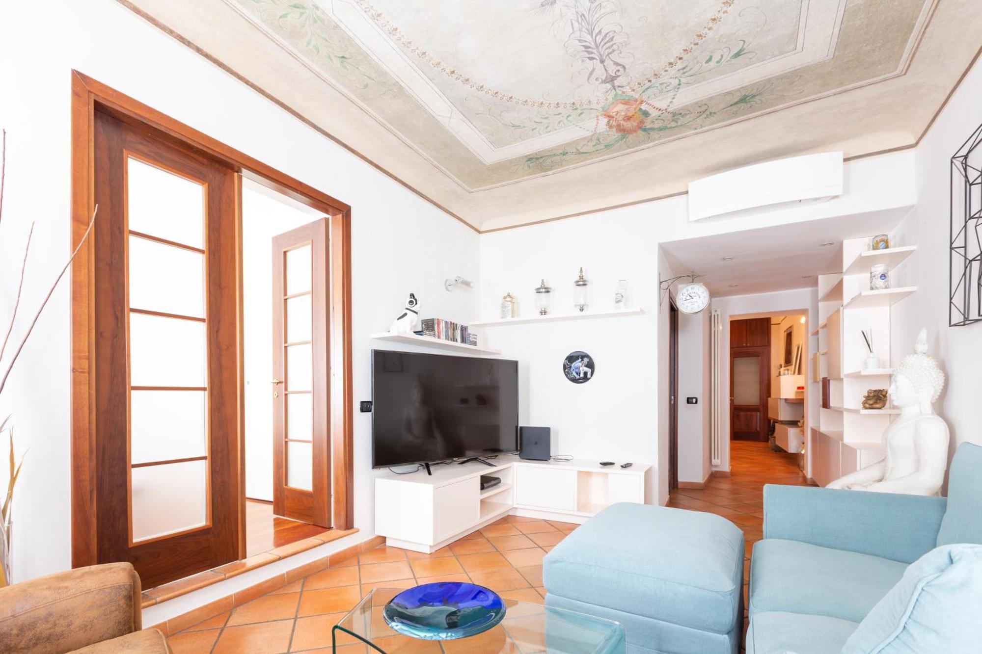 Cosy Two Bedroom Apartment Close To Navigli Milan Luaran gambar